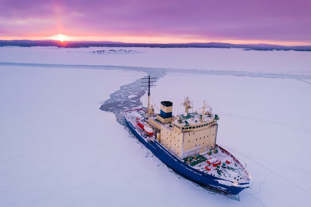 Arctic Ship